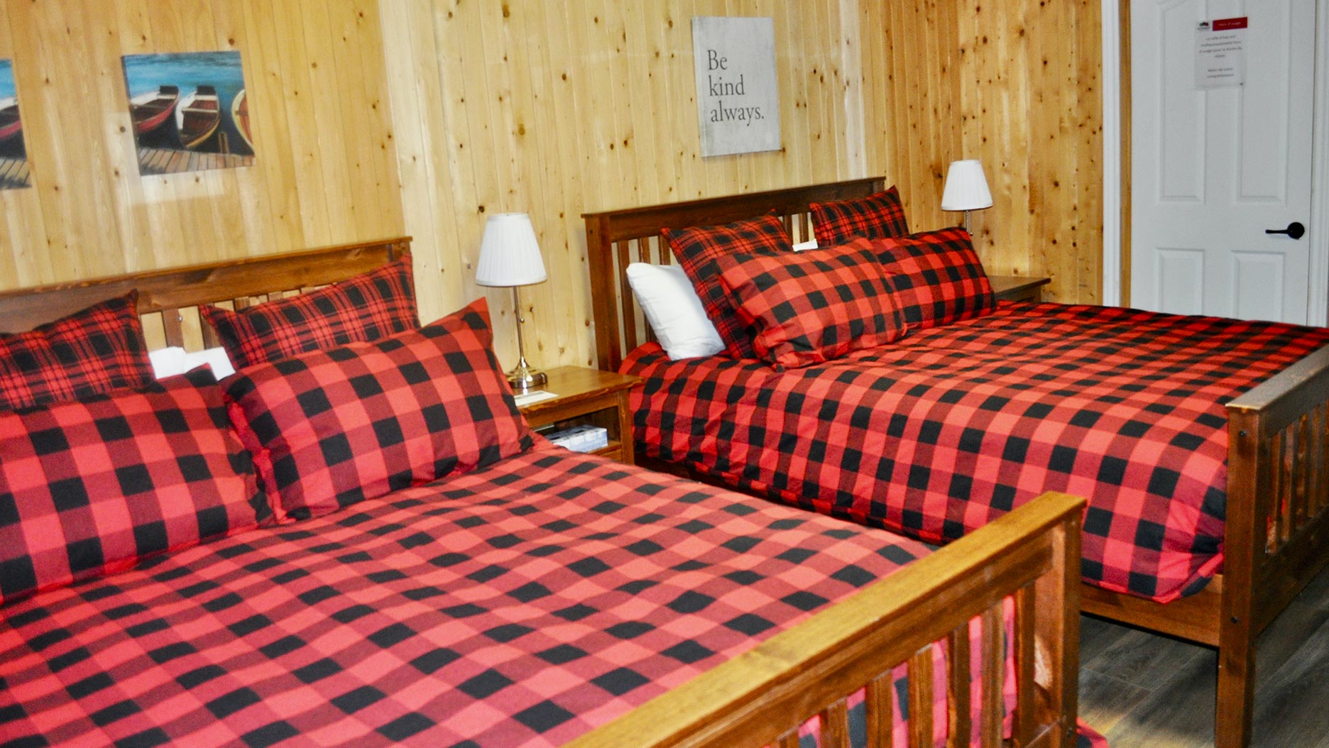 chambre à 2 lits et couverture bucheron au québec