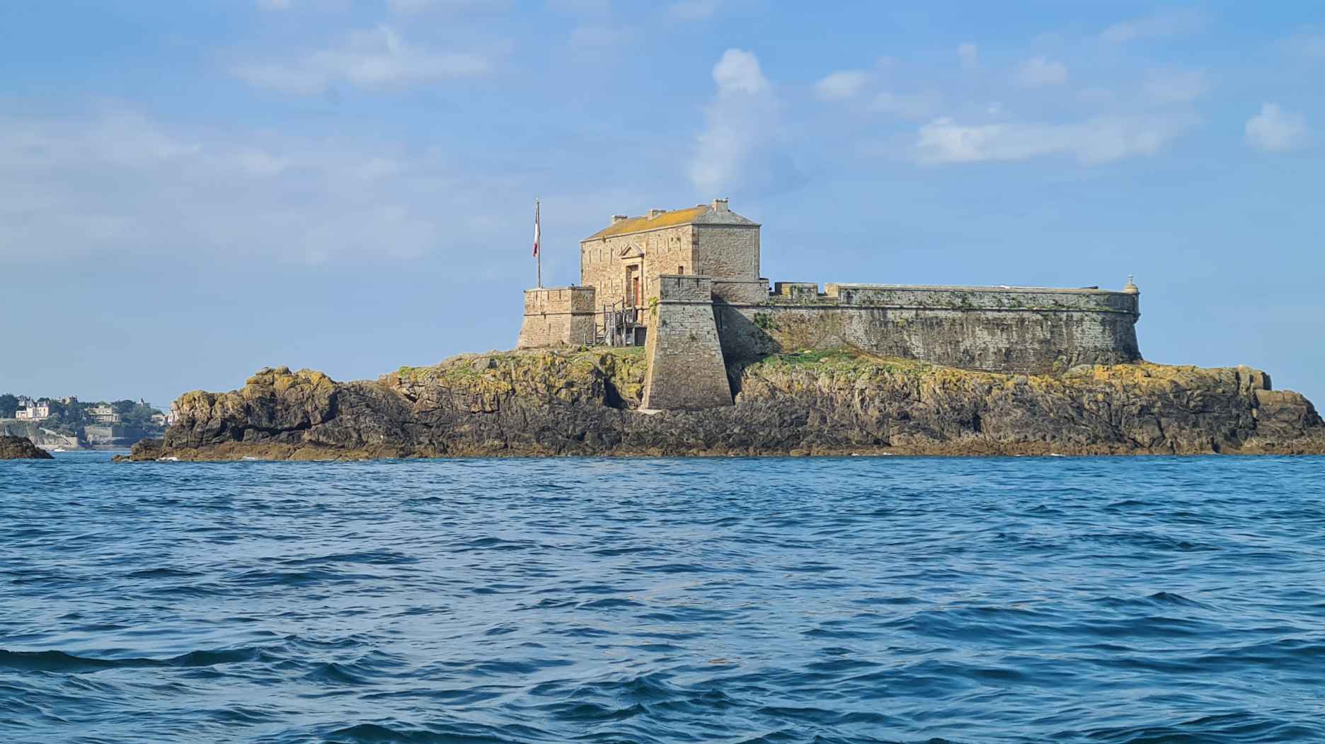 Fort du Petit Bé in Saint-Malo at high tide