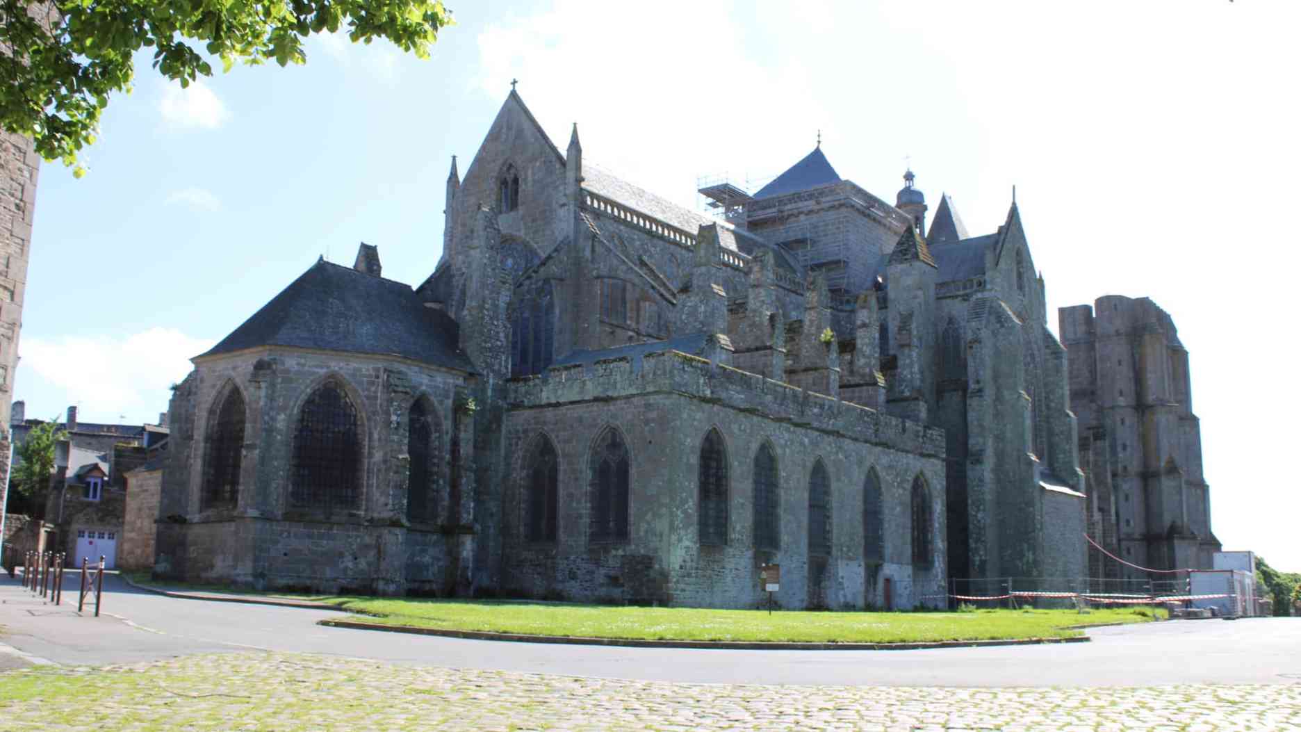 cathédrale saint samson à dol-de-bretagne