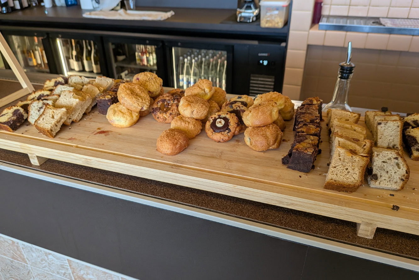 sélection de gâteaux au brunch de Pétille